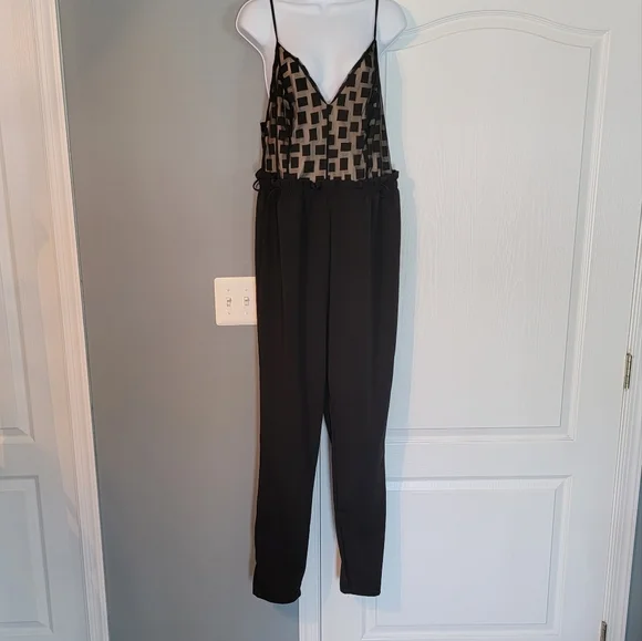 New - Fashion Nova Jumpsuit - Picture 4 of 5